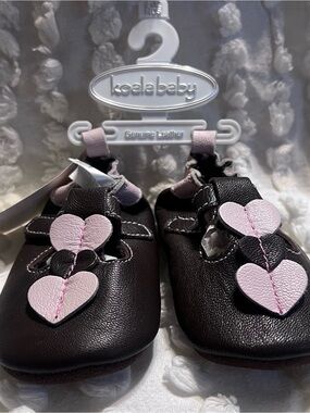 Koala Kids Kids' brown leather  Mary Jane Shoes with Pink Hearts